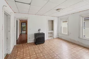 7 Preston St, Worcester, MA 01610 - Photo 27