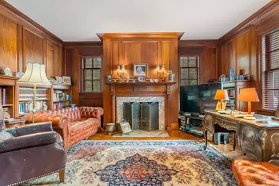 2 Military Rd, Worcester, MA 01609 - Photo 7