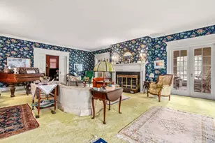 2 Military Rd, Worcester, MA 01609 - Photo 9