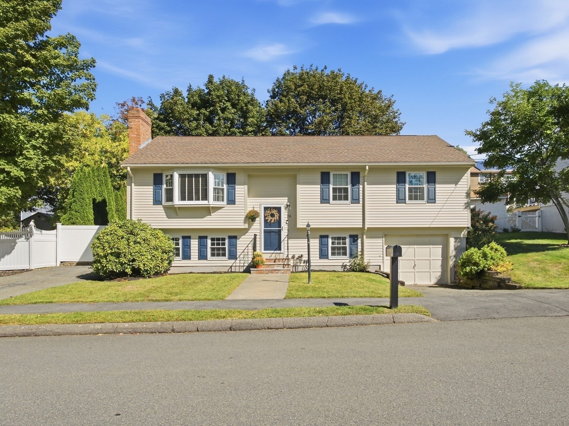 136 Maplewood Rd, Lynn, MA 01904 - MLS 73583976 - Coldwell Banker