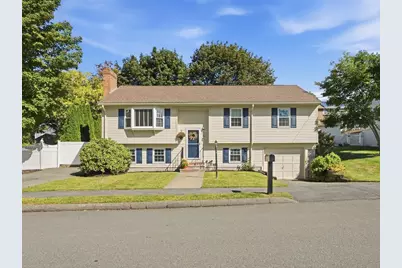 136 Maplewood Rd, Lynn, MA 01904 - Photo 1