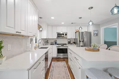 136 Maplewood Rd, Lynn, MA 01904 - Photo 13