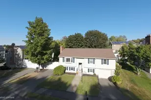 136 Maplewood Rd, Lynn, MA 01904 - Photo 37