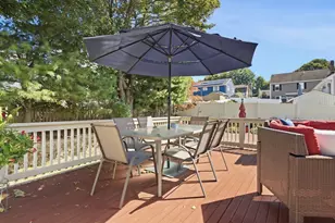 136 Maplewood Rd, Lynn, MA 01904 - Photo 31