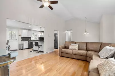 39 Frost Ave, Brockton, MA 02301 - Photo 9