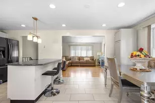39 Frost Ave, Brockton, MA 02301 - Photo 7