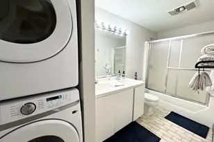 96 Gainsborough St, Boston, MA 02115 - Photo 9
