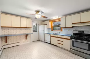 23 Christopher Dr, Milton, MA 02186 - Photo 9