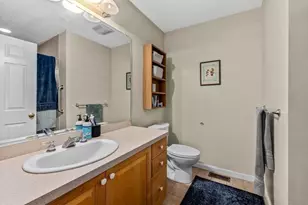 10 Crab Apple Ln, Franklin, MA 02038 - Photo 17