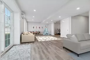 11 Isola Ln, Stoneham, MA 02180 - Photo 11
