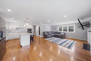 14 Bramble Bush Dr, Sandwich, MA 02644 - Photo 17