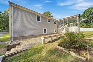 14 Bramble Bush Dr, Sandwich, MA 02644 - Photo 9