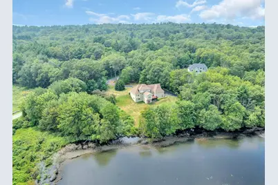 11 Miscoe Road, Mendon, MA 01756 - Photo 5