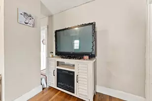 250 Davis St, New Bedford, MA 02746 - Photo 13