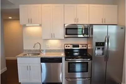 6 Admiral's Way #5, Chelsea, MA 02150 - Photo 5
