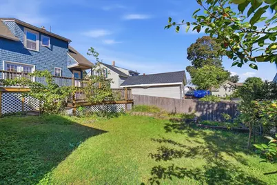 36 Putnam Ave, Lowell, MA 01851 - Photo 31