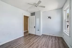 36 Putnam Ave, Lowell, MA 01851 - Photo 21