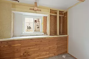 75 Sterling Ave, Brockton, MA 02305 - Photo 25