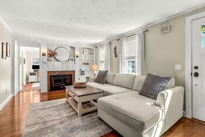 189 Prospect St, Wakefield, MA 01880 - Photo 9