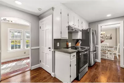 189 Prospect St, Wakefield, MA 01880 - Photo 19