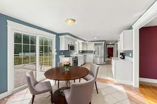 27 Charles Ave, Uxbridge, MA 01569 - Photo 15