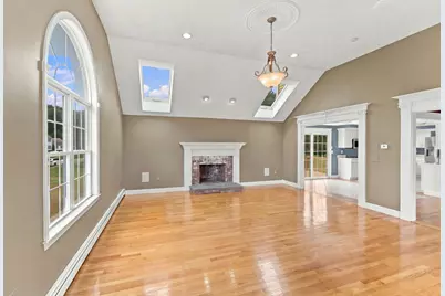 27 Charles Ave, Uxbridge, MA 01569 - Photo 11