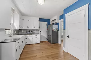 422 Groveland St, Haverhill, MA 01835 - Photo 13