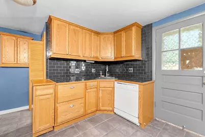 76 Jefferson St #76, North Andover, MA 01845 - Photo 9