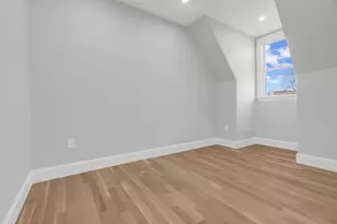 1396 Beacon St, Brookline, MA 02446 - Photo 7