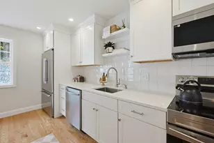 21 Dwinell Rd, Taunton, MA 02780 - Photo 11