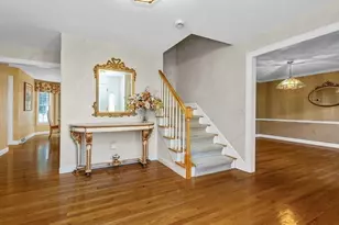 4 Dorset Dr, Walpole, MA 02032 - Photo 3