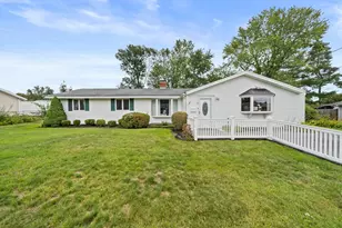 19 William Rd, Holbrook, MA 02343 - Photo 1
