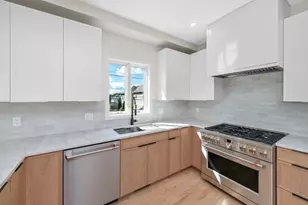 66 Orange St, Waltham, MA 02453 - Photo 5