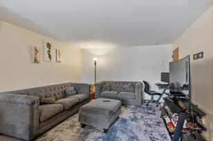 180 Tyngsboro Rd, Chelmsford, MA 01863 - Photo 7