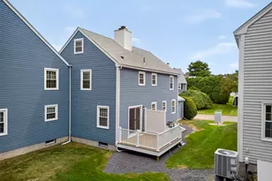 18 Fairway Cir, Natick, MA 01760 - Photo 5