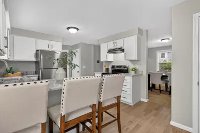 18 Fairway Cir #18, Natick, MA 01760 - Photo 11