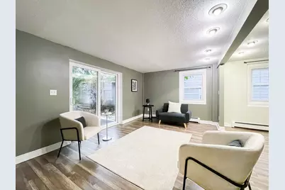28 Wells Ave, Chicopee, MA 01020 - Photo 11