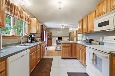 7 Thompson Street, Palmer, MA 01069 - Photo 19