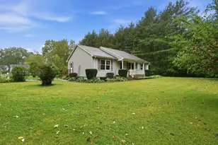 7 Thompson St, Palmer, MA 01069 - Photo 1