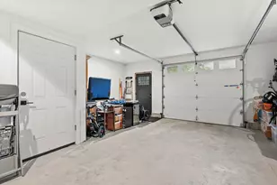 1 Prospect Ave, Boston, MA 02131 - Photo 33