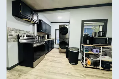 130 Myrtle St, Springfield, MA 01151 - Photo 7