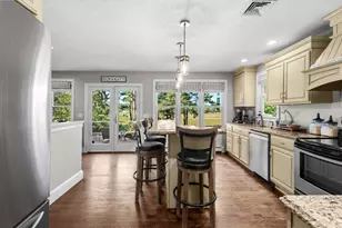 91B Tremont St, Carver, MA 02330 - Photo 17