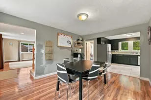 19 Louise Ln, Falmouth, MA 02540 - Photo 11