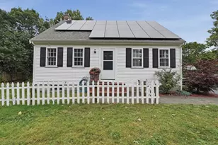 19 Louise Ln, Falmouth, MA 02540 - Photo 3