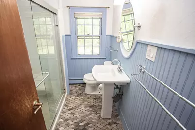 1093 Wachusett St, Holden, MA 01520 - Photo 13