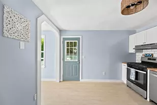 27 Abington Ave, Plymouth, MA 02360 - Photo 17