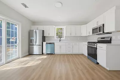60 Noonan St #60, Mansfield, MA 02048 - Photo 5