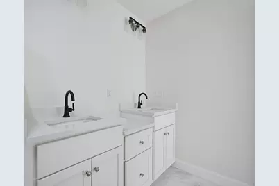 60 Noonan St #60, Mansfield, MA 02048 - Photo 13