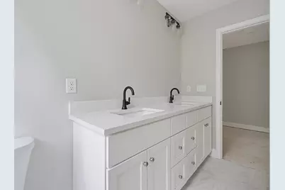 60 Noonan St #60, Mansfield, MA 02048 - Photo 19
