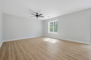 60 Noonan St, Mansfield, MA 02048 - Photo 9